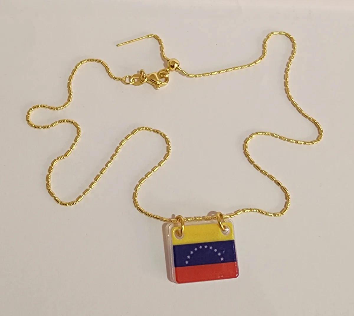 Cadena Venezuela (Dije acrilico - Bandera)